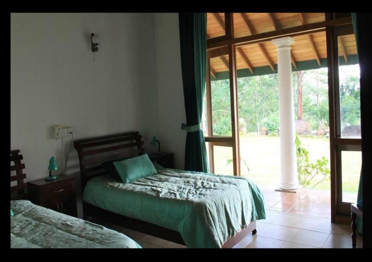 Bed and Breakfast Jungle Tide Kandy Habitación foto