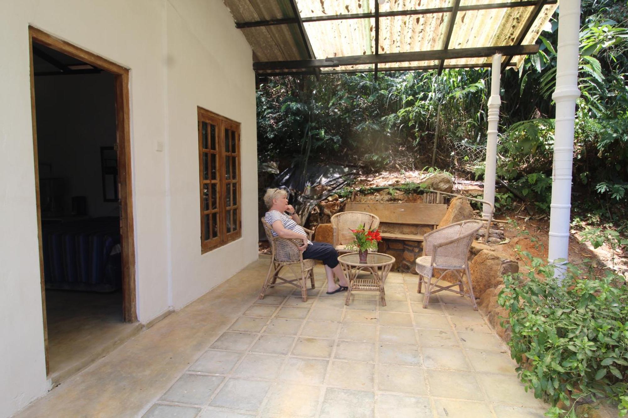 Bed and Breakfast Jungle Tide Kandy Exterior foto